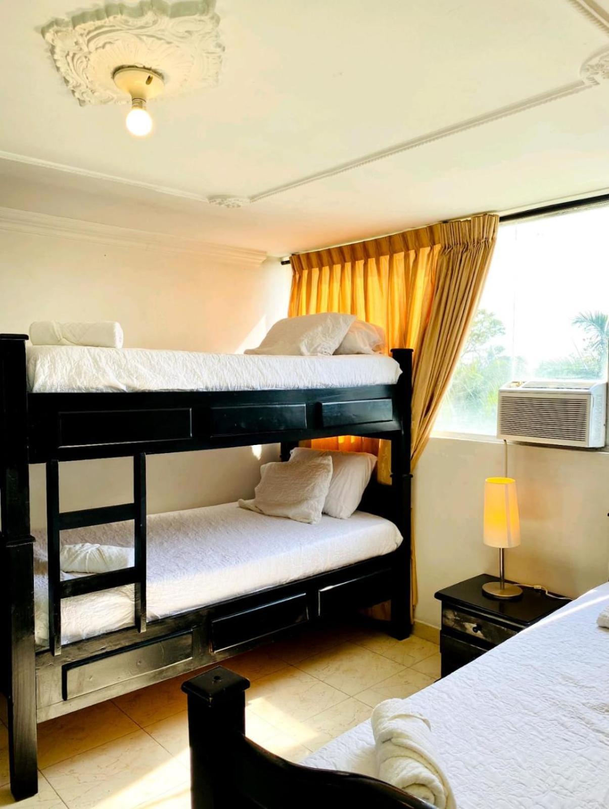 Hotel West California Puerto Espejo 외부 사진