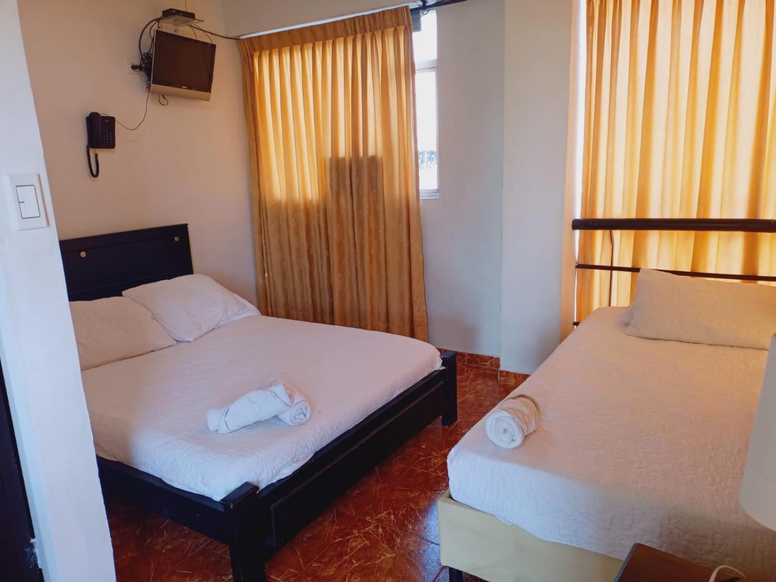Hotel West California Puerto Espejo 외부 사진
